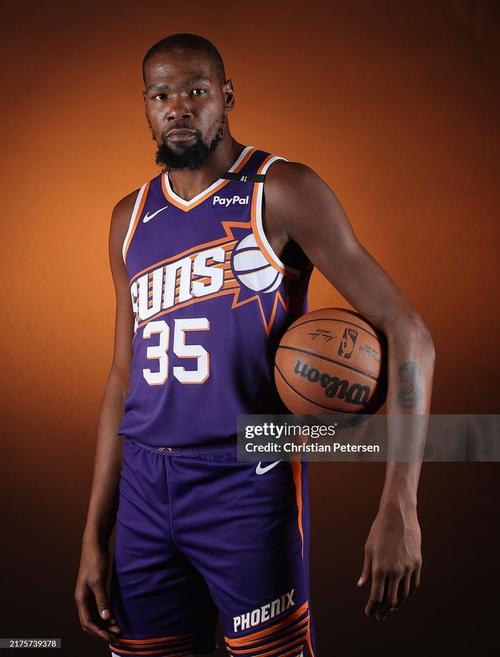 巴萨女足虽 巴萨女足虽